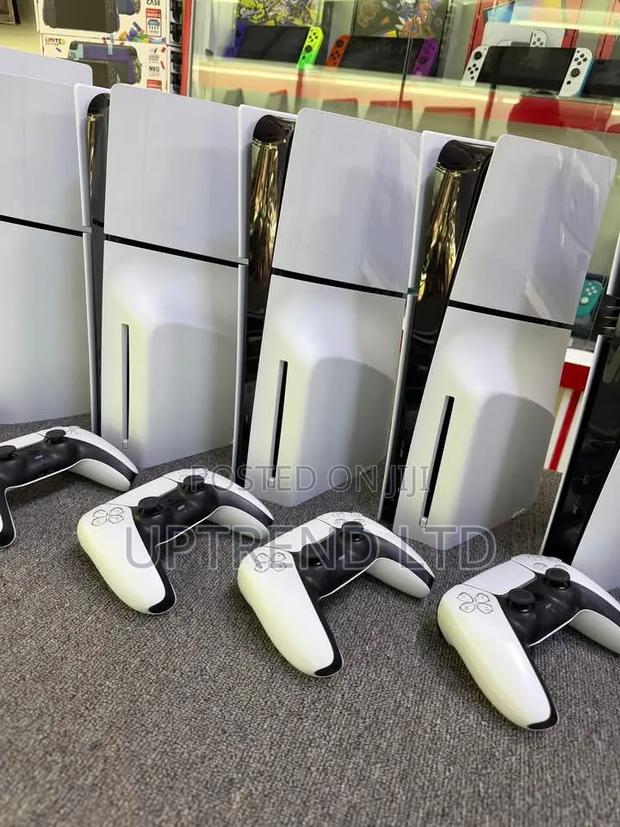 White Ex Uk Imports Playstation 5 Slim. Ex Uk Ps5 Slim
