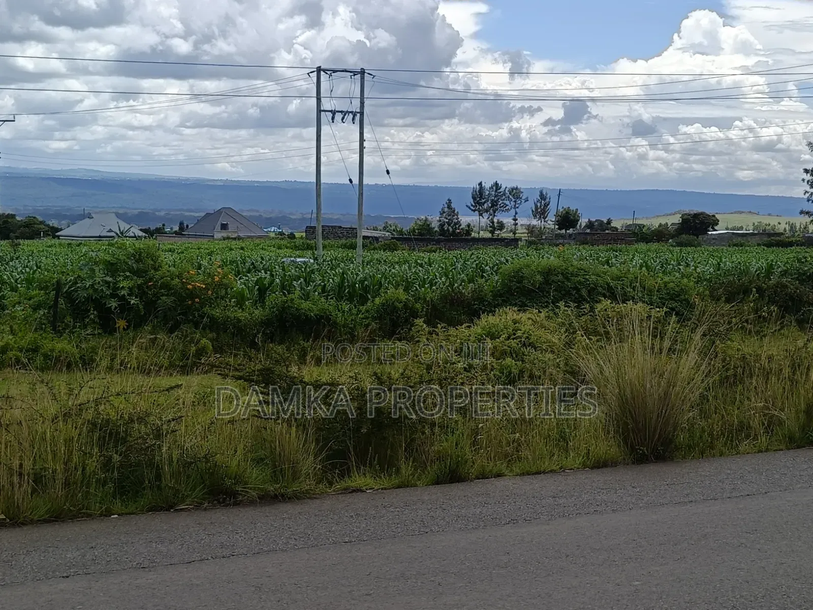 Plot for Sale Fronting Tarmac at Pipeline Mwariki C