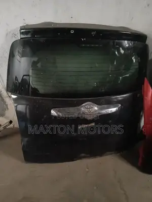 Toyota Ractis 2005 -2008 Tailgate