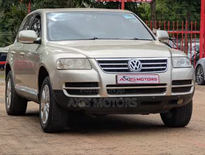 Volkswagen Touareg 2005 Gold