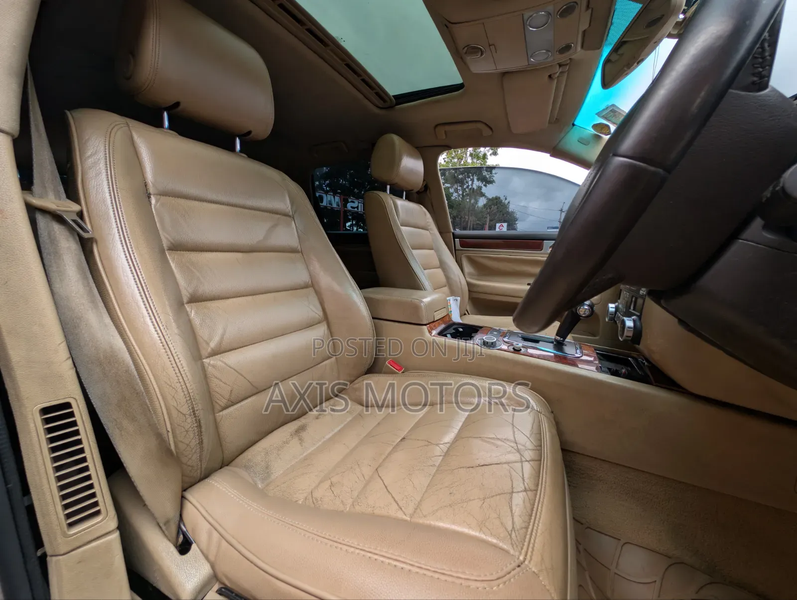 Volkswagen Touareg 2005 Gold