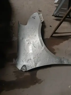 Toyota Raum Wing Fender
