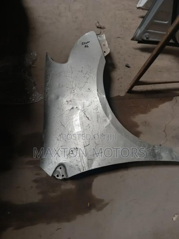 Toyota Raum Wing Fender