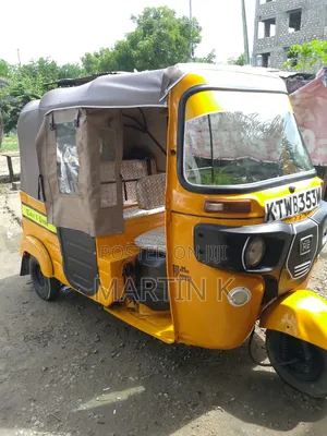 Bajaj RE 2020 Gold