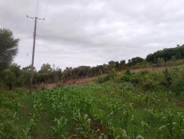 1/4 Quarter Plot Mua Hills Fronting Tarmac Road - thumbnail 3