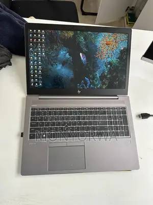 Laptop HP ZBook 15u 16GB Intel Core i7 SSD 512GB