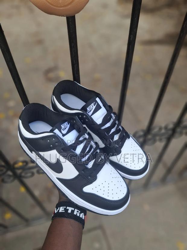 Nike Dunk Low Retro in Popular "Panda" White and Black Colorway. - thumbnail 2
