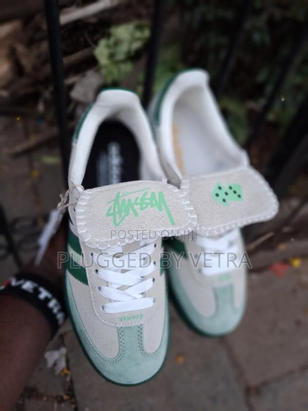 Adidas Samba-Stussy Green in Cream and Green Colourway. - thumbnail 2