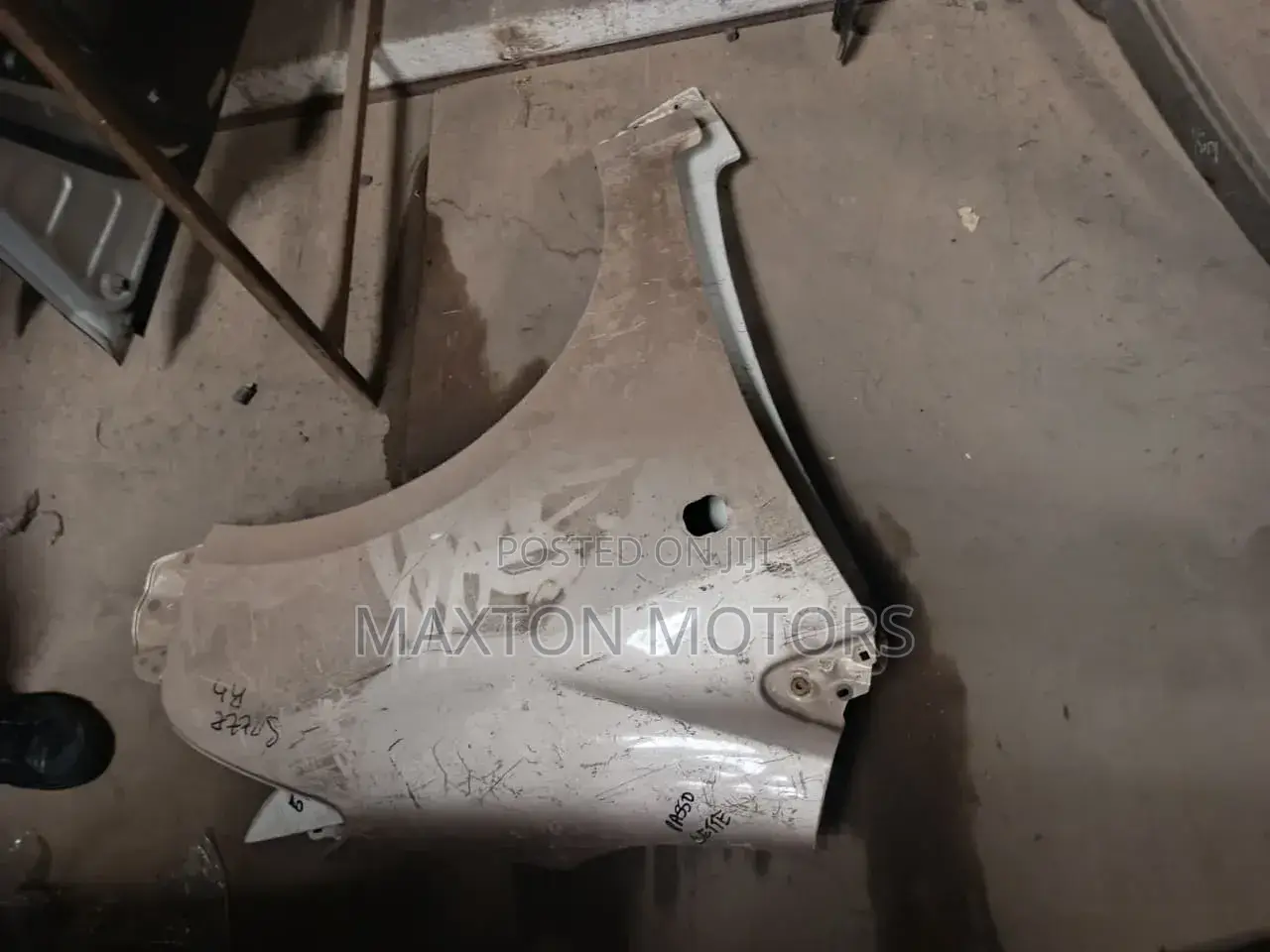 Daihatsu Luminous Wing Fender