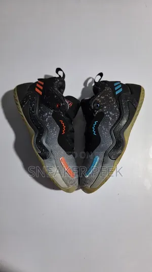 Basketball Shoes [ D.O.N Issues 3]