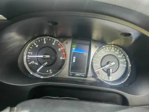 Toyota Hilux 2.8 Diesel 2020 Silver