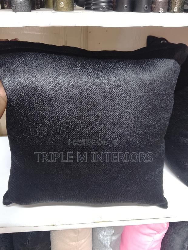 Extra Luxury Comfort Throw Pillows