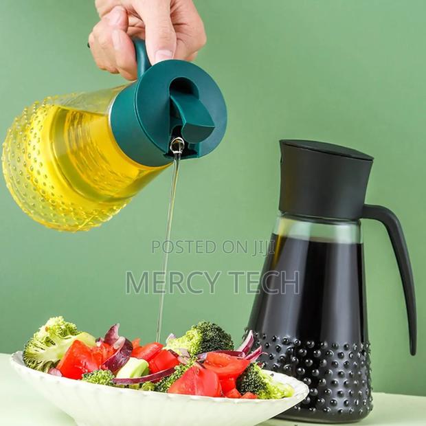 Auto Flip Oil Vinegar Dispenser Bottles