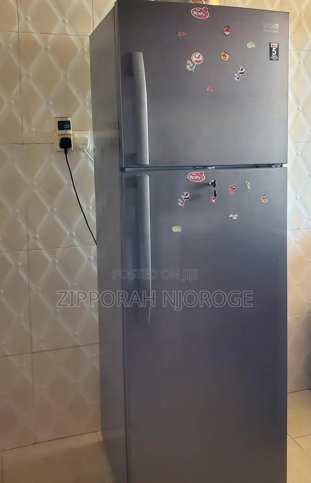 Von Double-Door Fridge - thumbnail 2