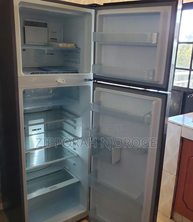 Von Double-Door Fridge - thumbnail 3