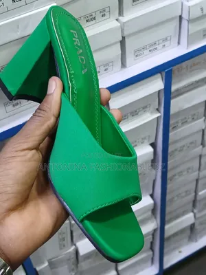 Women Fashion Block Wedge
