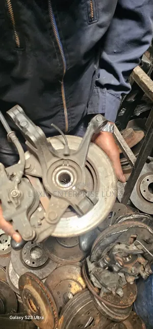 Mazda Demio 2010 Front Hub