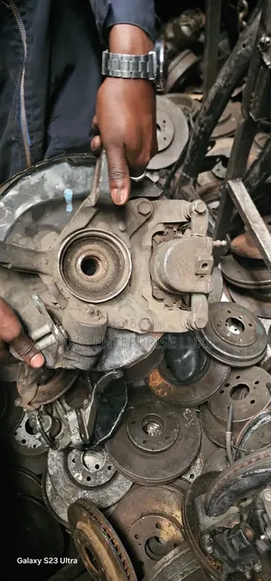 Reliable Harrier Old Model Front Hub