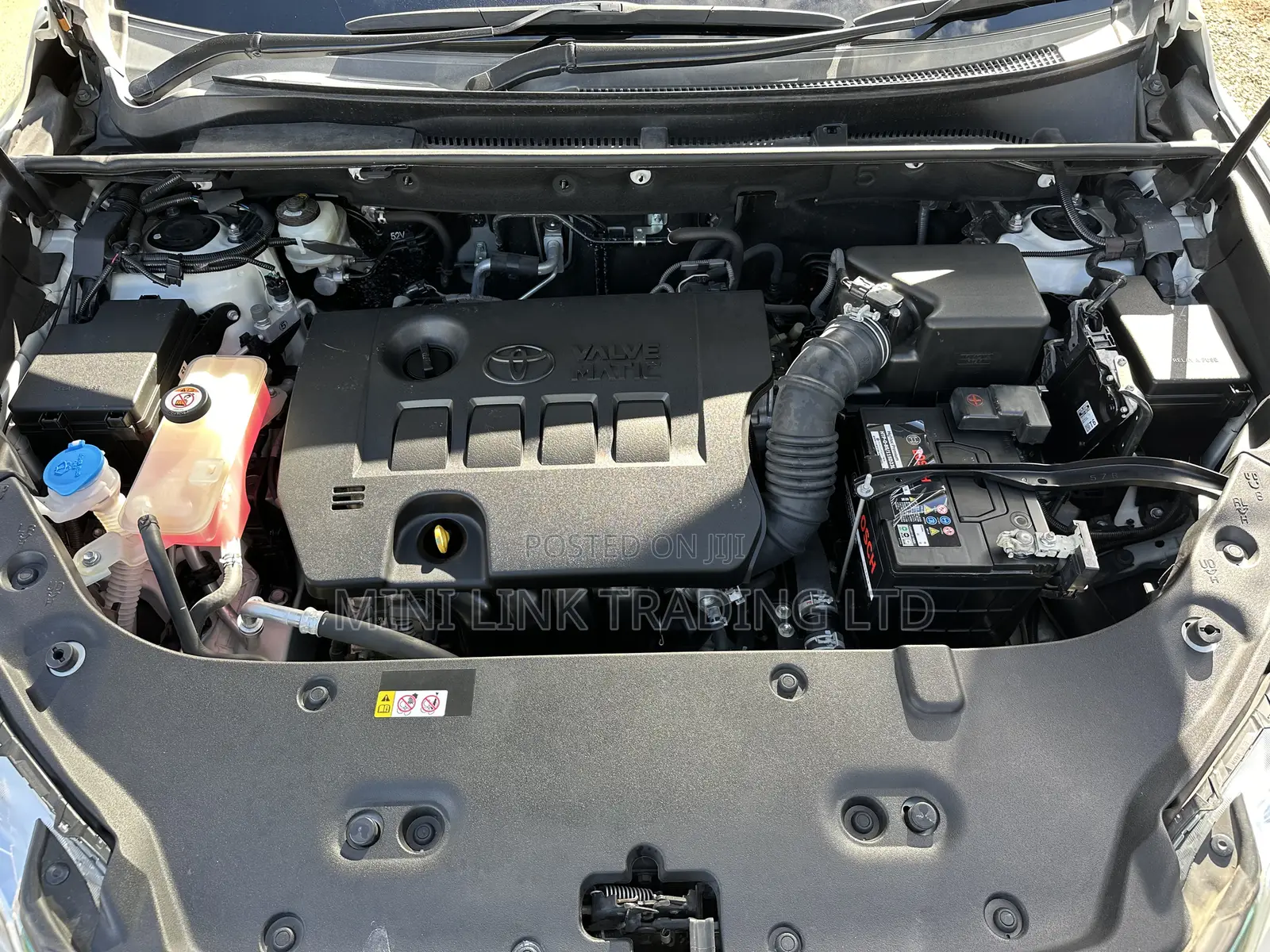 Toyota Harrier 2.0 2019 Off white