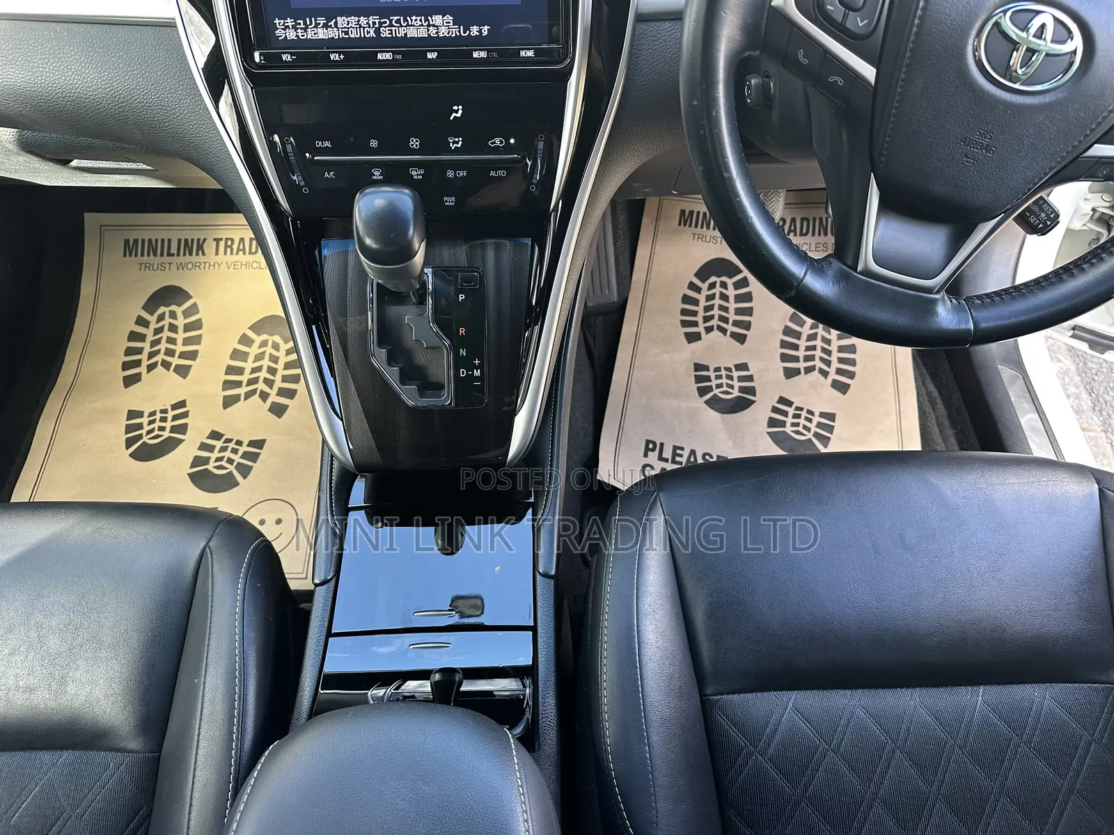 Toyota Harrier 2.0 2019 Off white