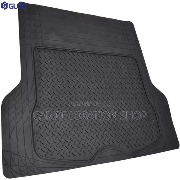 Boot Mat Trim to Fit Cargo Liner Mat - main view