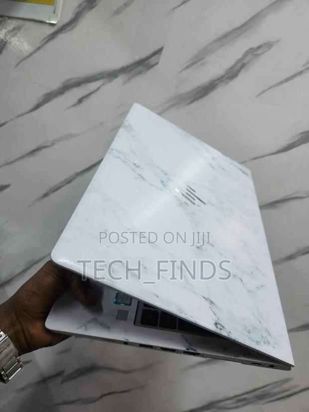 Marble-Patterned Vinyl Laptop Skin - thumbnail 3