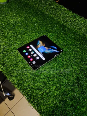 New Samsung Galaxy Z Fold4 256 GB Blue