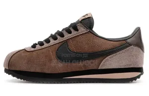 Nike Cortez 23 Velvet Brown“
Quality Leather 
 Size 38-45