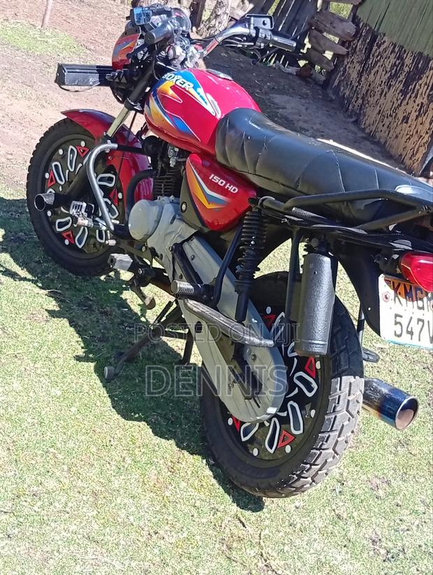 Bajaj Boxer 2024 Red