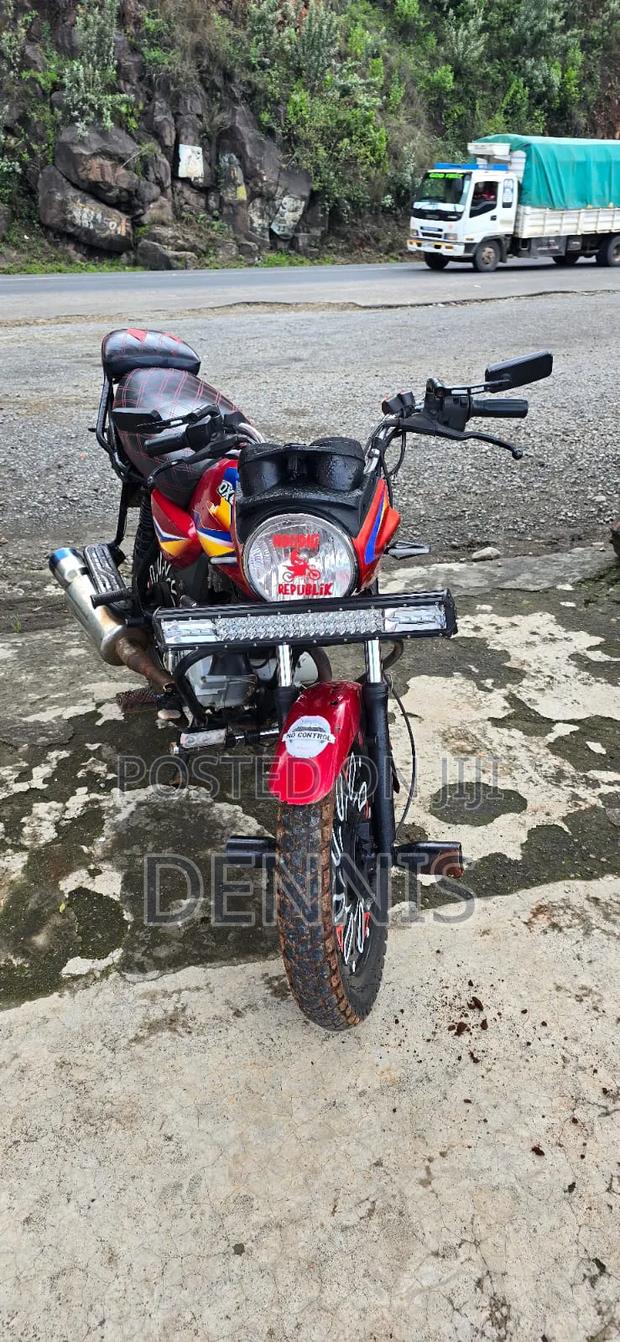 Bajaj Boxer 2024 Red - thumbnail 2