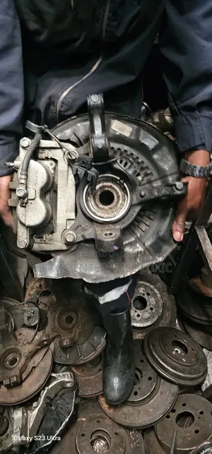 Lexus 450 Front Hub
