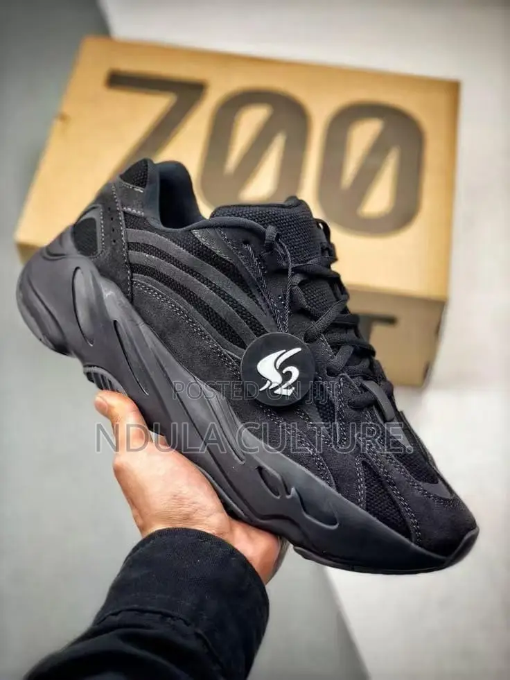 Yeezy Boost 700v2