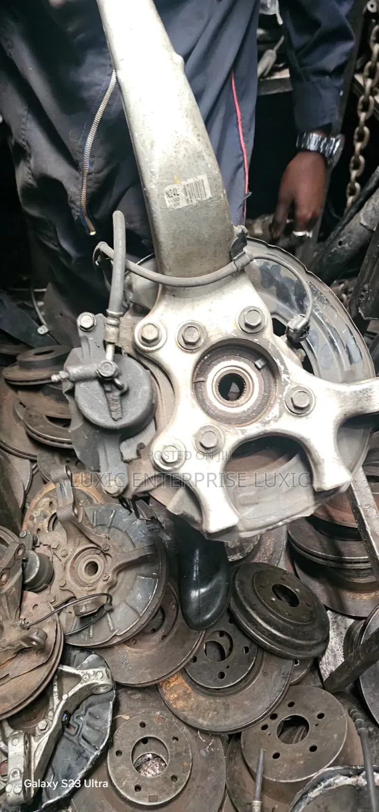 Mark X 4wheel Complete Front Hub