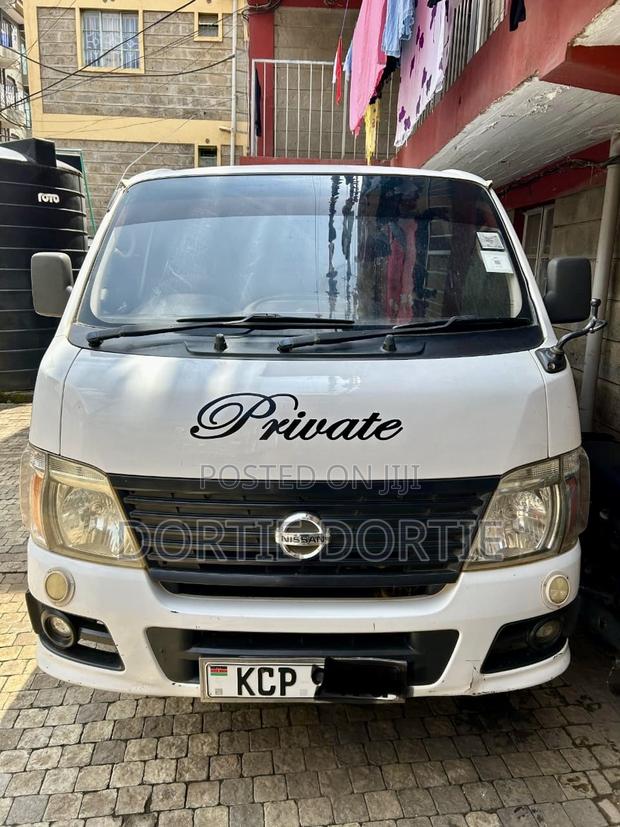 Nissan Caravan (Urvan) 2010 White - thumbnail 2
