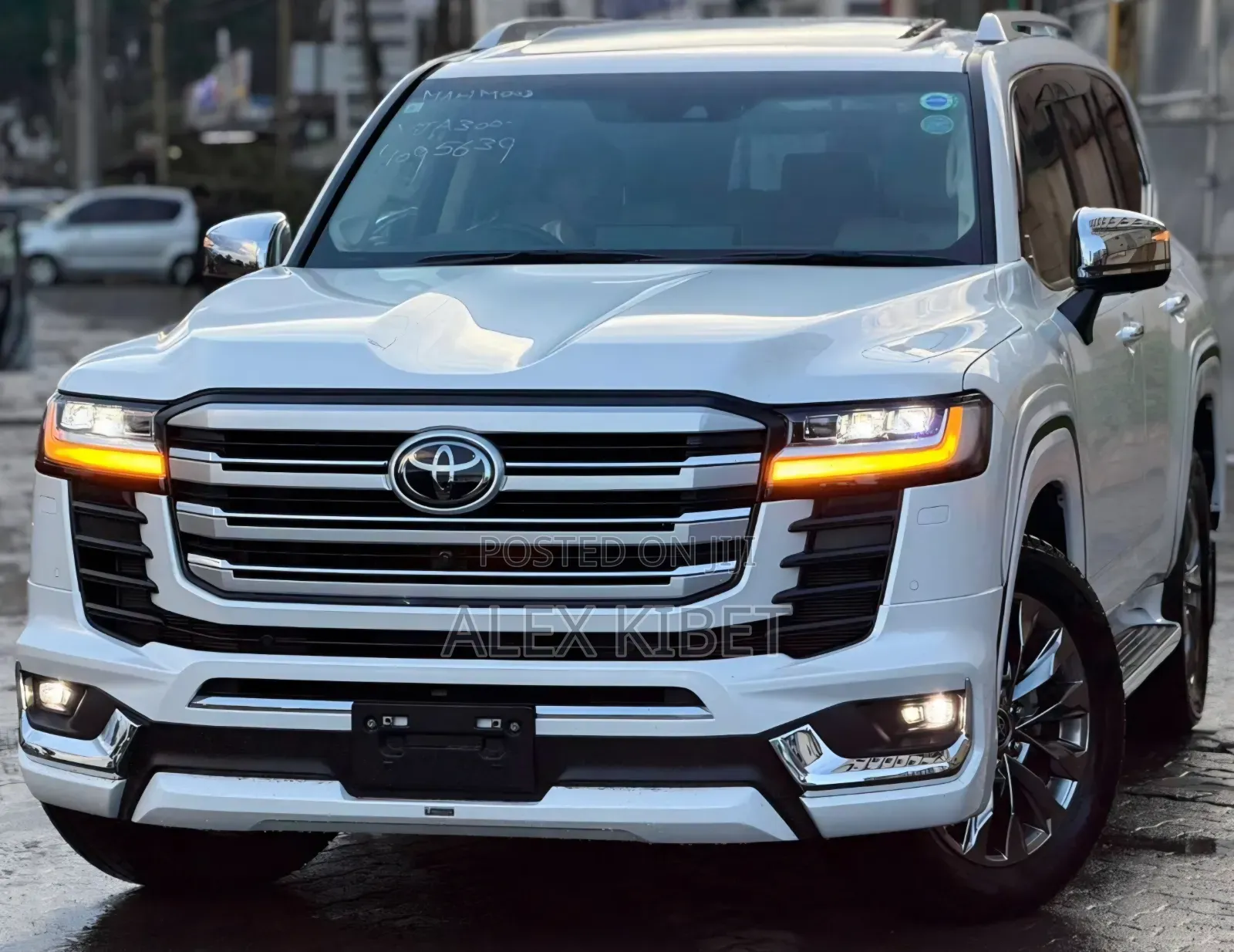 Toyota Land Cruiser 2023 White
