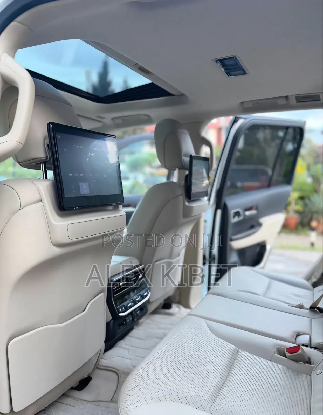 Toyota Land Cruiser 2023 White