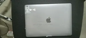 Laptop Apple MacBook Pro 2017 8GB Intel Core i5 SSD 256GB