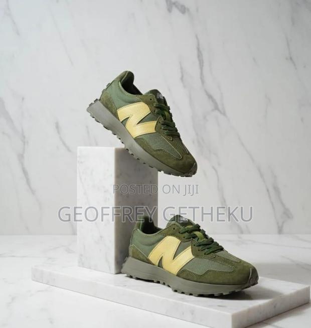 New Balance 327 - thumbnail 2