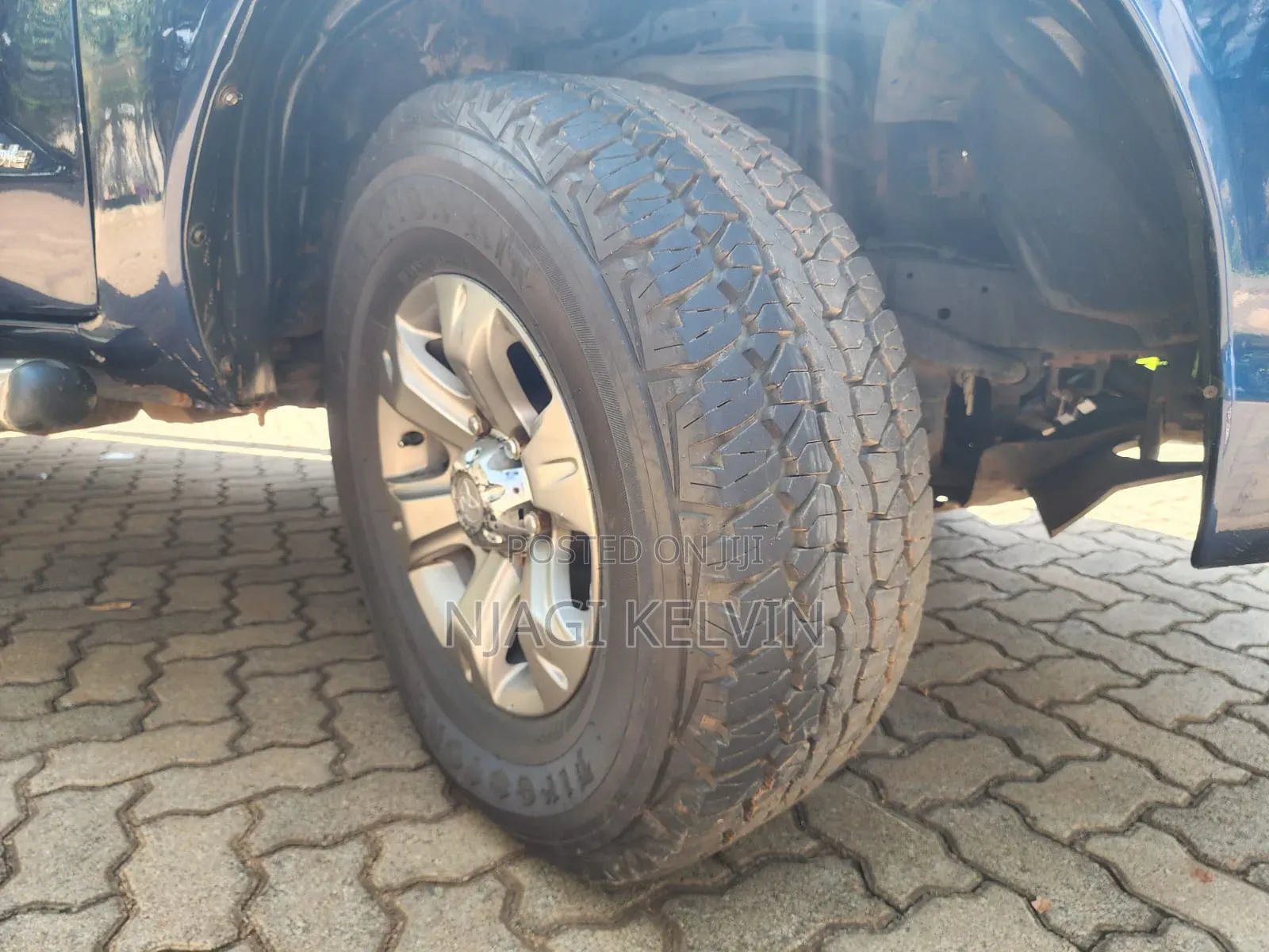 Toyota Hilux 2010 Blue