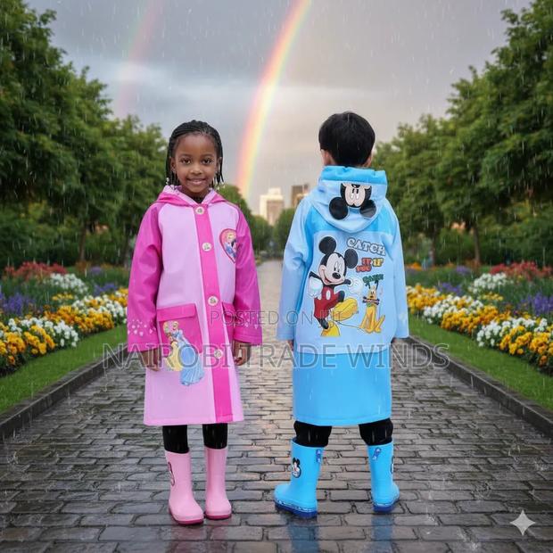 Cartoon Themed Kids Raincoat - thumbnail 4