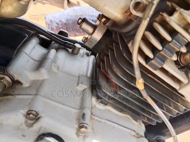 Bajaj Boxer 100 2019 Red - thumbnail 2