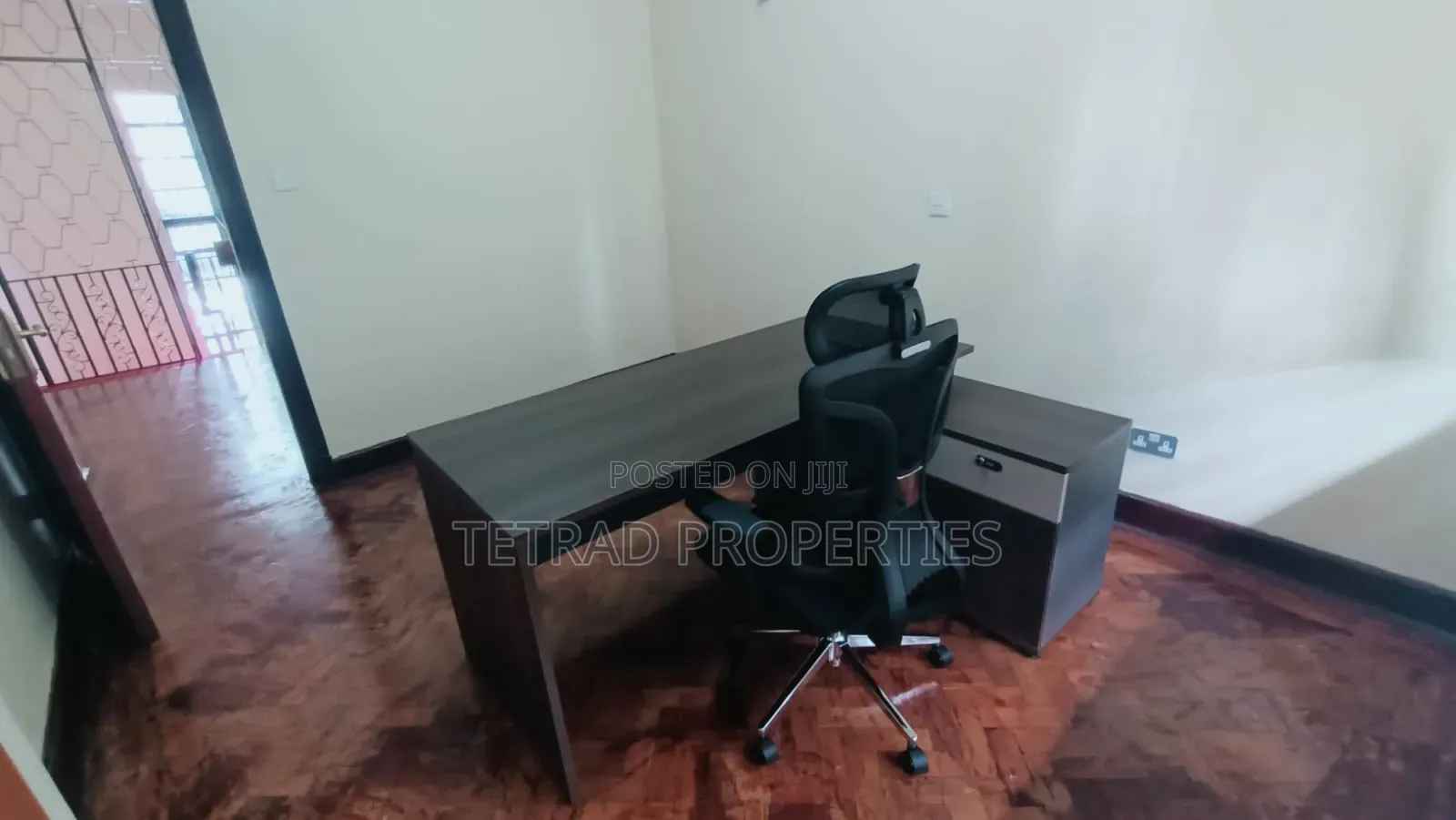 154.9 SQFT Furnished Office in Kilimani Kirichwa Rd