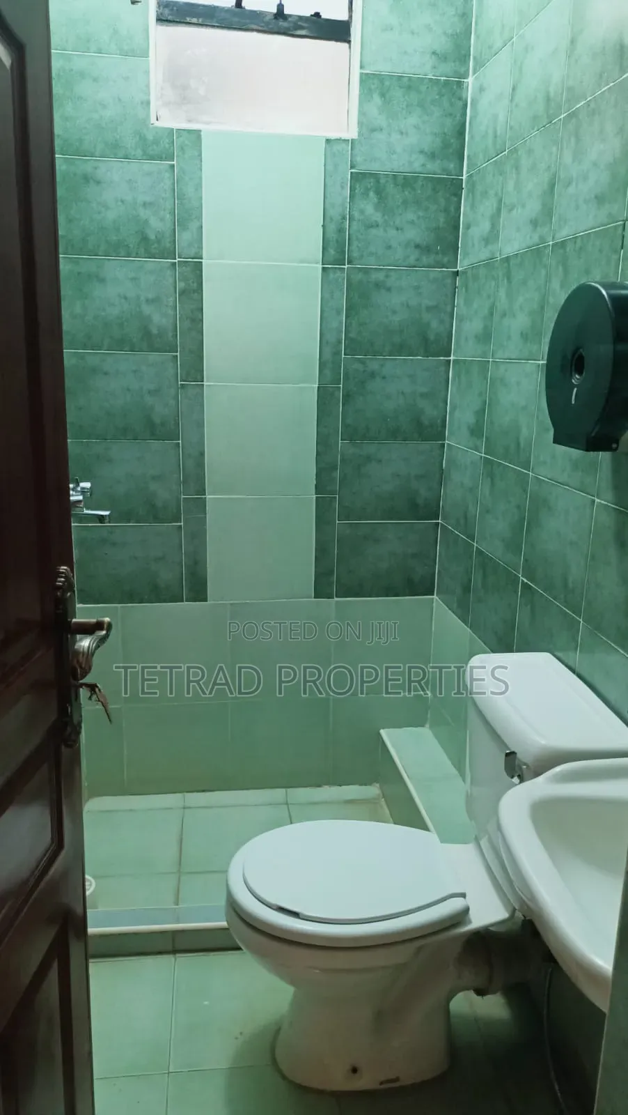 154.9 SQFT Furnished Office in Kilimani Kirichwa Rd