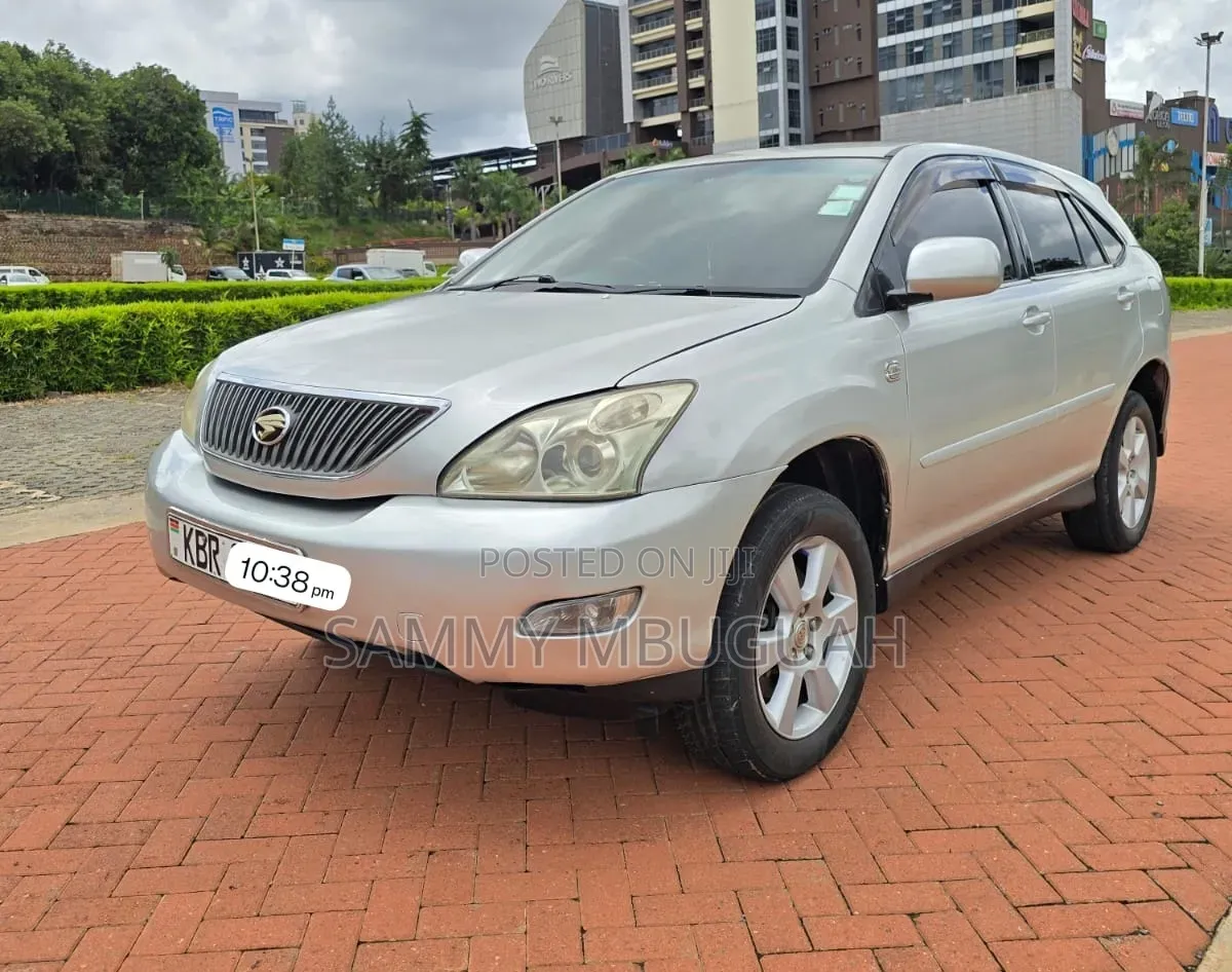 Toyota Harrier 2005 Silver