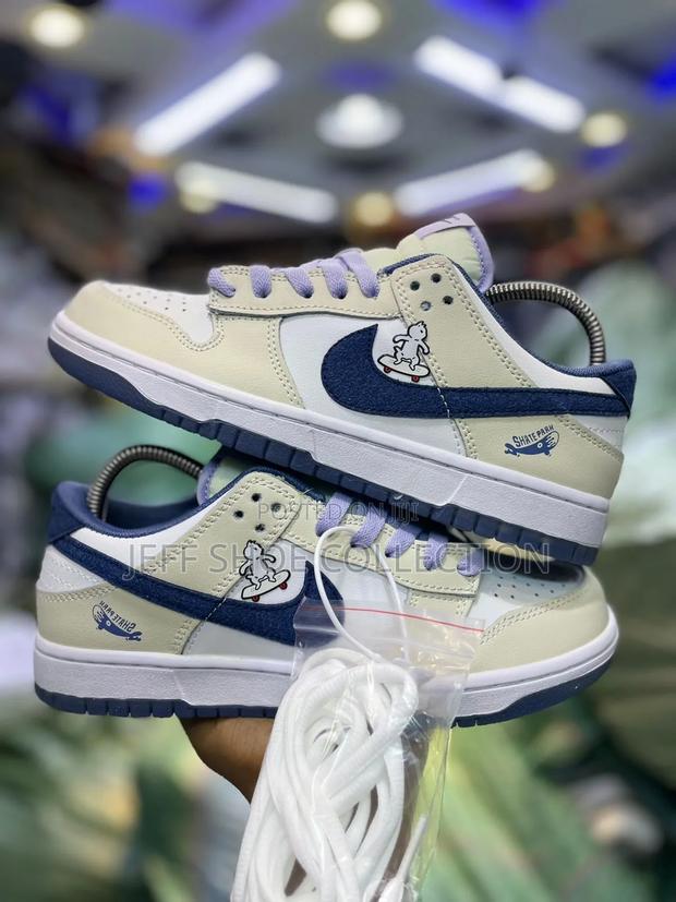 Nike Sb Dunk Low “Just Stitch It Hyper Royal “