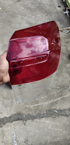 Taillight/Tail Lens Toyota Vanguard