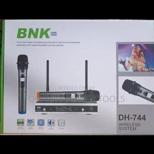 BNK Dh-744 Wireless Microphone System