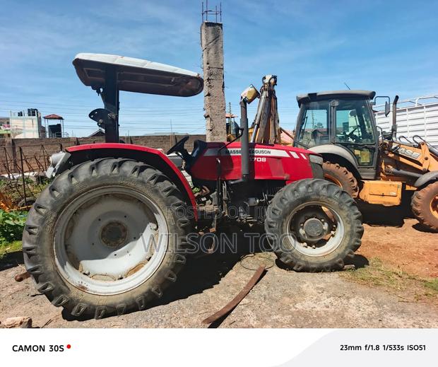 Tractor Massey Ferguson 4708 - thumbnail 4