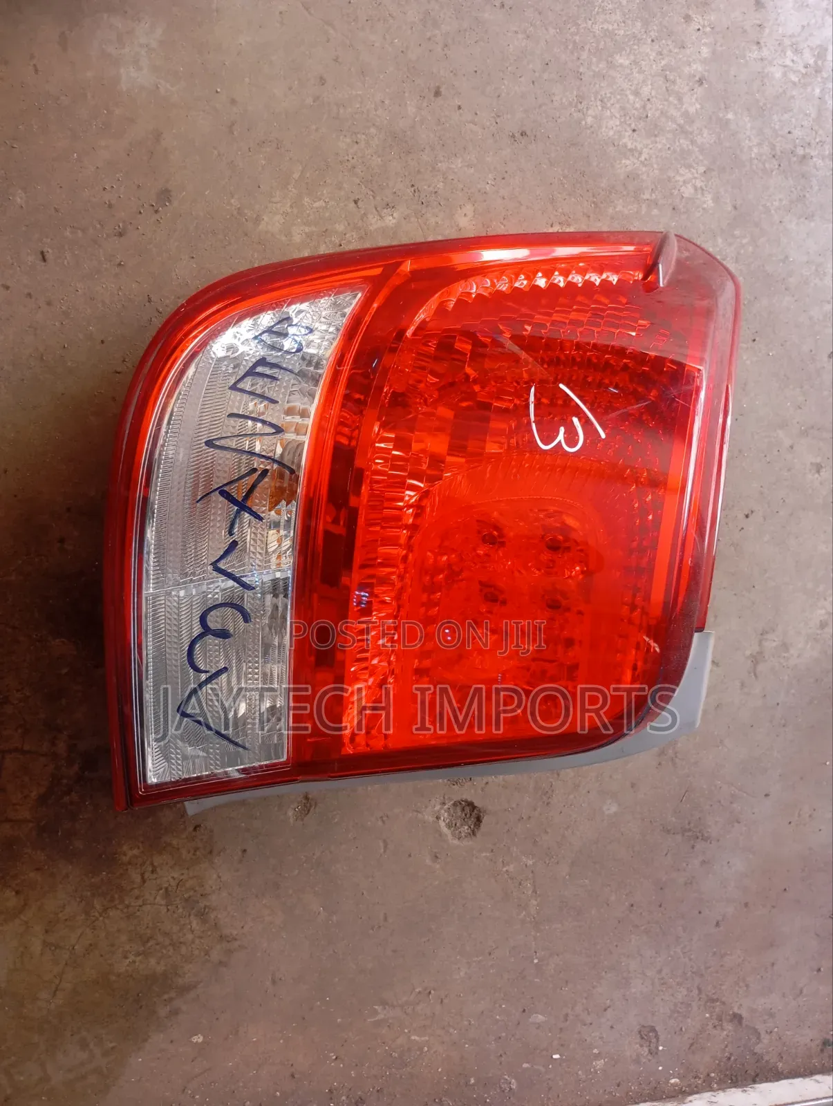 Axio 161 Taillight