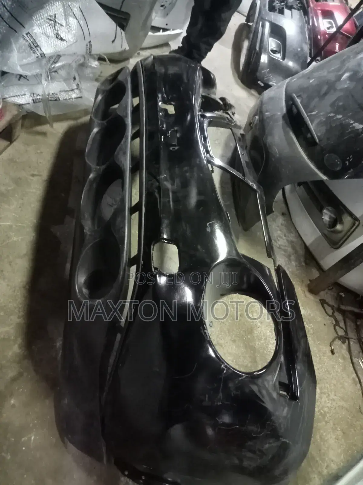 Front Bumper Nissan Juke 2012